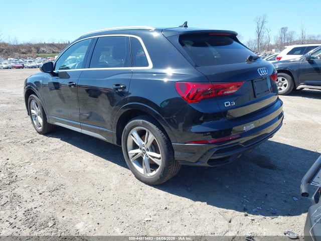 2021 Audi Q3 Premium 45 Tfsi S Line Quattro Tiptronic მანქანა იყიდება აუქციონზე, vin: WA1DECF3XM1108500, აუქციონის ნომერი: 44815483