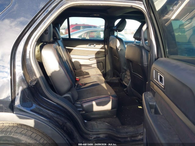 1FM5K8D83JGC86333 Ford EXPLORER XLT