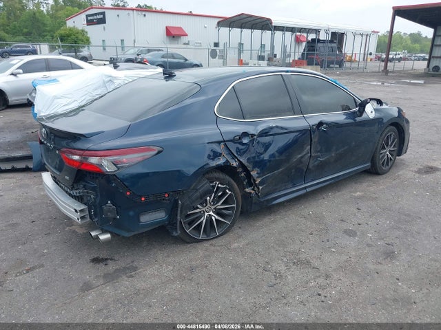 2021 Toyota Camry Se მანქანა იყიდება აუქციონზე, vin: 4T1T11AK8MU605992, აუქციონის ნომერი: 44815490