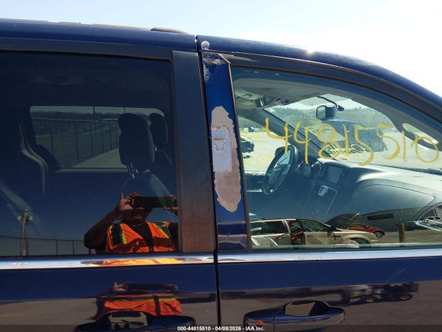 Продаж на аукціоні авто 2015 Chrysler Town & Country Touring, vin: 2C4RC1BG8FR654242, номер лоту: 44815510