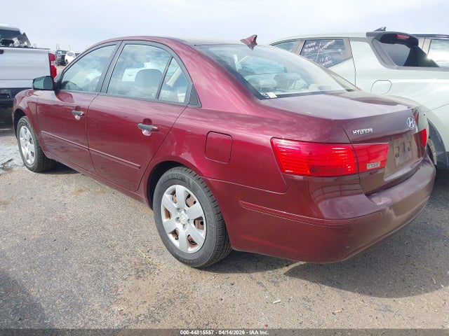 2010 HYUNDAI SONATA 5NPET4AC2AH584385 Photo 2