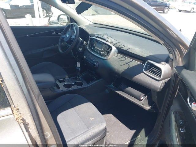 2018 KIA SORENTO 5XYPG4A36JG388003 Photo 4