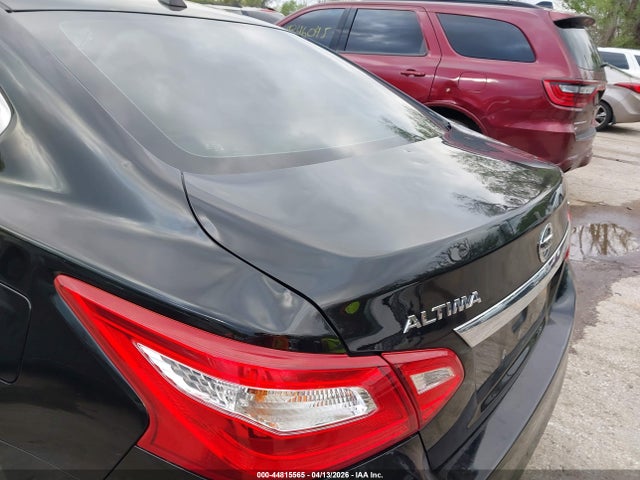 Продажа на аукционе авто 2017 Nissan Altima 2.5 Sl, vin: 1N4AL3AP1HC294047, номер лота: 44815565