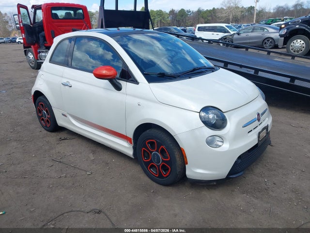 2015 FIAT 500E 3C3CFFGE0FT749929