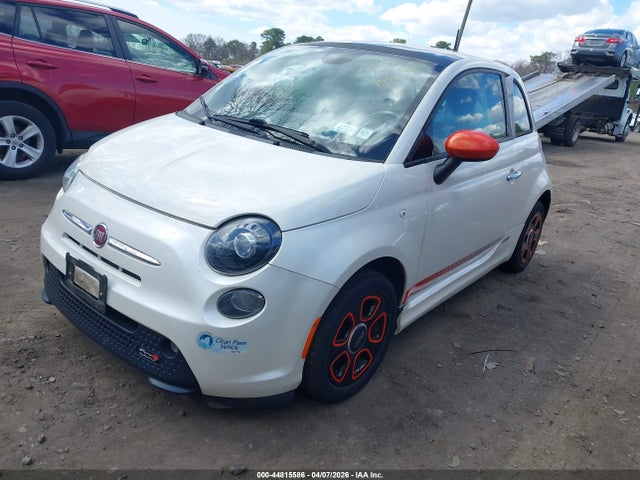 2015 FIAT 500E 3C3CFFGE0FT749929 Photo 1
