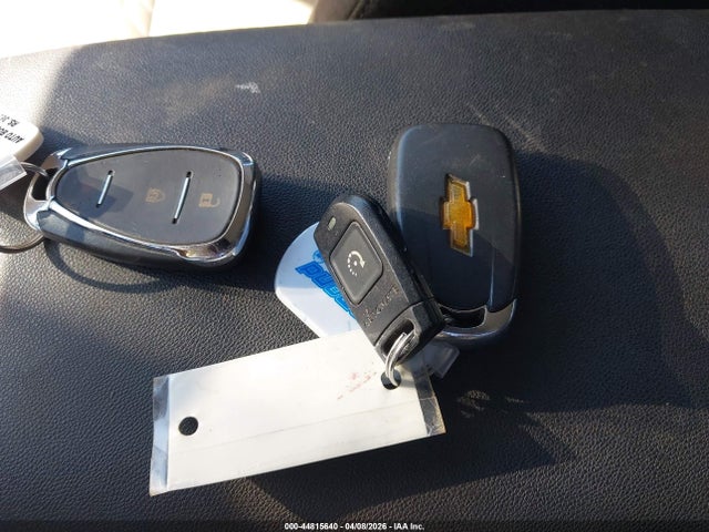 44815640 :رقم المزاد ، 3GNAXREV4JS604533 vin ، 2018 Chevrolet Equinox Ls مزاد بيع