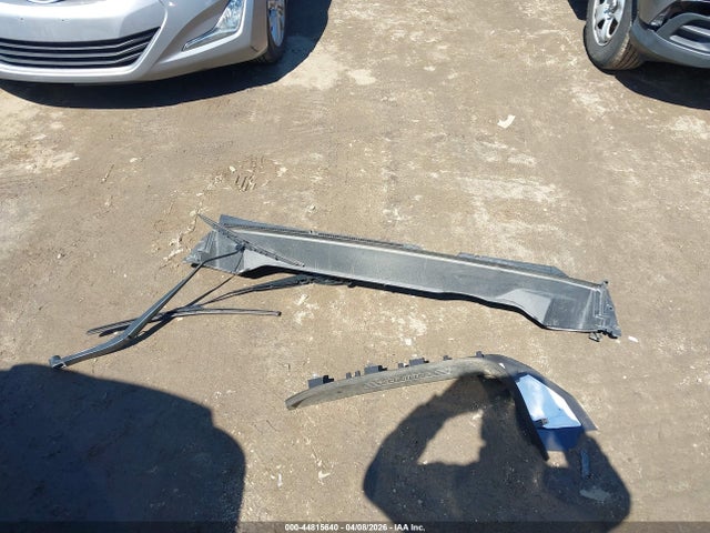 44815640 :رقم المزاد ، 3GNAXREV4JS604533 vin ، 2018 Chevrolet Equinox Ls مزاد بيع