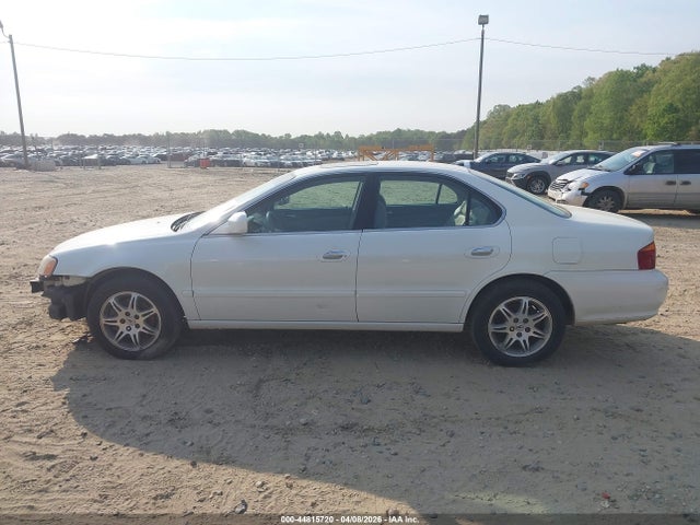 Продажа на аукционе авто 2001 Acura Tl 3.2, vin: 19UUA56621A026880, номер лота: 44815720