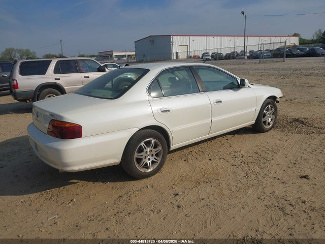 Продажа на аукционе авто 2001 Acura Tl 3.2, vin: 19UUA56621A026880, номер лота: 44815720