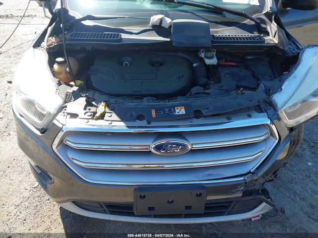 Продаж на аукціоні авто 2017 Ford Escape Se, vin: 1FMCU0G91HUF03266, номер лоту: 44815728