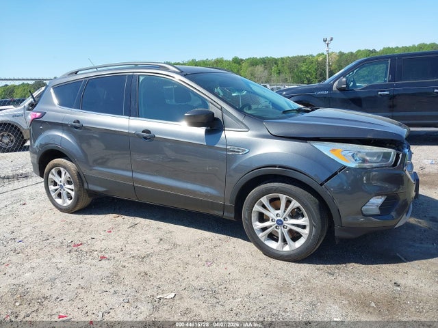 Продаж на аукціоні авто 2017 Ford Escape Se, vin: 1FMCU0G91HUF03266, номер лоту: 44815728