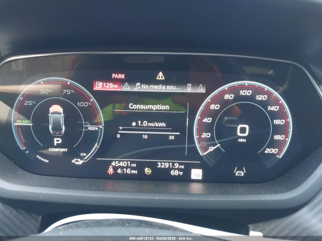 44815742 :رقم المزاد ، WAUBHBFW9P7900290 vin ، 2023 Audi Rs E-tron Gt Quattro مزاد بيع