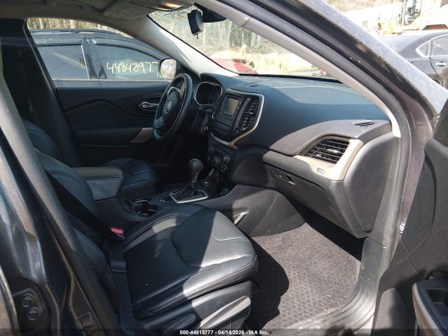 Aukcja sprzedaży 2017 Jeep Cherokee Latitude 4x4, vin: 1C4PJMCS0HW590421, numer aukcji: 44815777