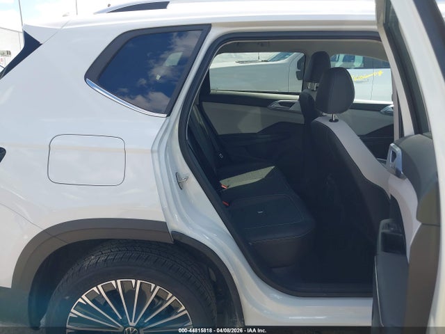 2026 Volkswagen Taos Se მანქანა იყიდება აუქციონზე, vin: 3VVSC7B23TM043337, აუქციონის ნომერი: 44815818