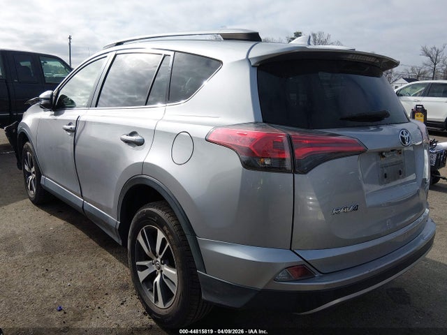 2018 Toyota Rav4 Xle მანქანა იყიდება აუქციონზე, vin: JTMRFREV5JJ211284, აუქციონის ნომერი: 44815819