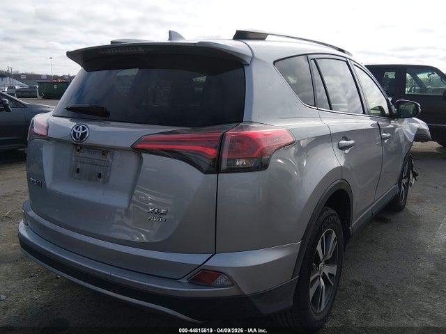 2018 Toyota Rav4 Xle მანქანა იყიდება აუქციონზე, vin: JTMRFREV5JJ211284, აუქციონის ნომერი: 44815819