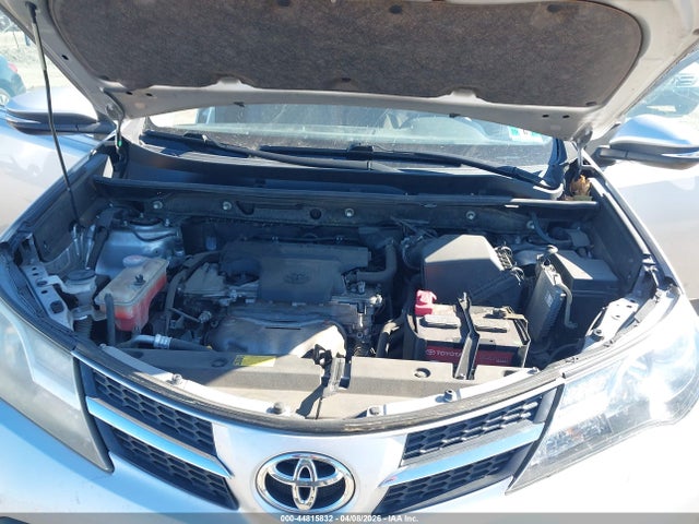 JTMRFREV1ED066006 Toyota Rav4 Xle