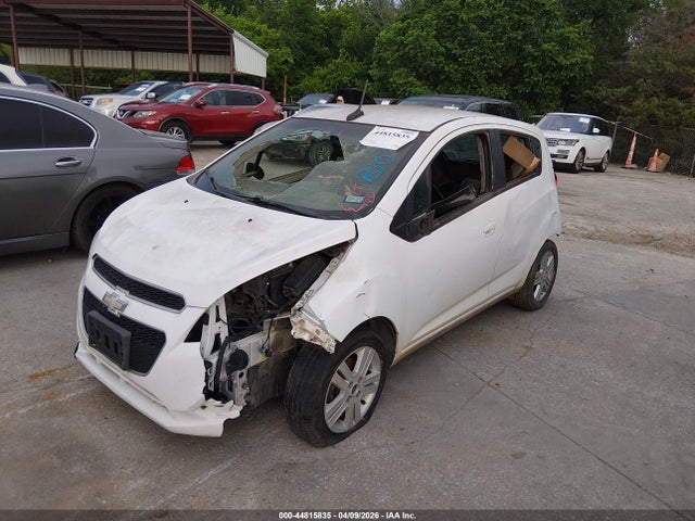 Chevrolet Spark 1lt Auto 2014 KL8CD6S93EC460588 Image 2