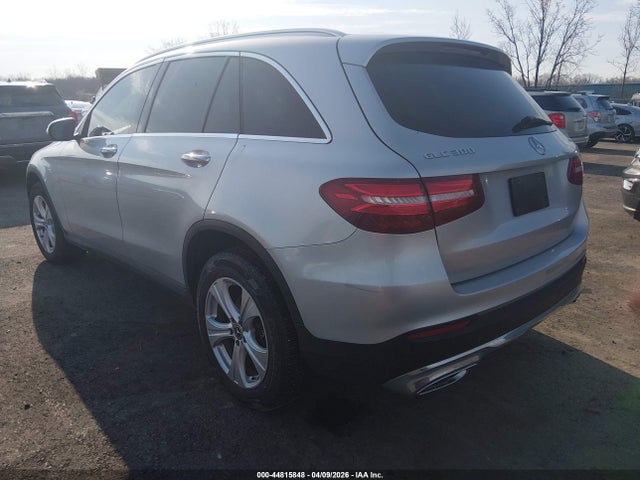 44815848 :رقم المزاد ، WDC0G4KB1HV005895 vin ، 2017 Mercedes-benz Glc 300 4matic مزاد بيع