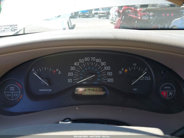 44815899 :رقم المزاد ، 2G4WS52J411129058 vin ، 2001 Buick Century Custom مزاد بيع