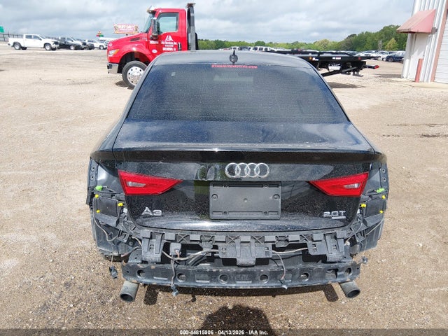 44815906 :رقم المزاد ، WAUBFGFF2F1045582 vin ، 2015 Audi A3 2.0t Premium مزاد بيع