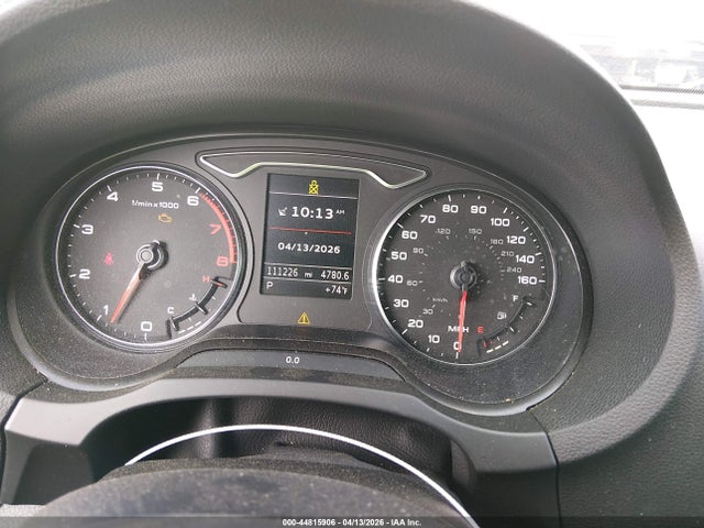 44815906 :رقم المزاد ، WAUBFGFF2F1045582 vin ، 2015 Audi A3 2.0t Premium مزاد بيع