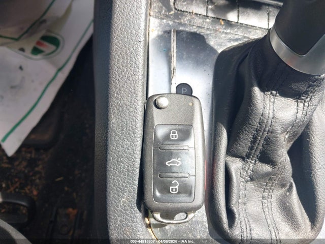 2011 Volkswagen Jetta 2.5l Se მანქანა იყიდება აუქციონზე, vin: 3VWDZ7AJ6BM087892, აუქციონის ნომერი: 44815907