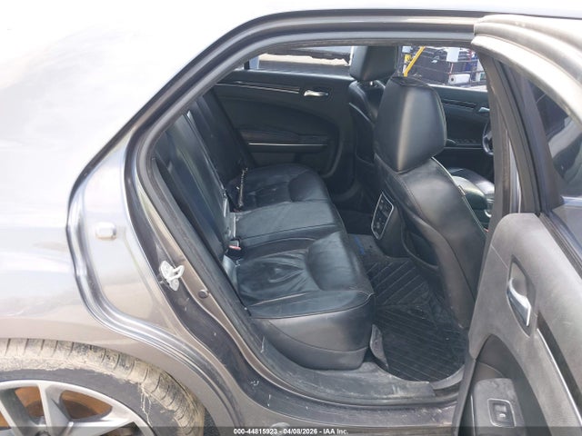 Продаж на аукціоні авто 2014 Chrysler 300c, vin: 2C3CCAKT6EH365744, номер лоту: 44815923