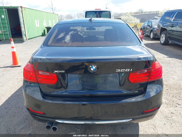 2014 Bmw 328i Xdrive მანქანა იყიდება აუქციონზე, vin: WBA3B5C57EF599881, აუქციონის ნომერი: 44815932