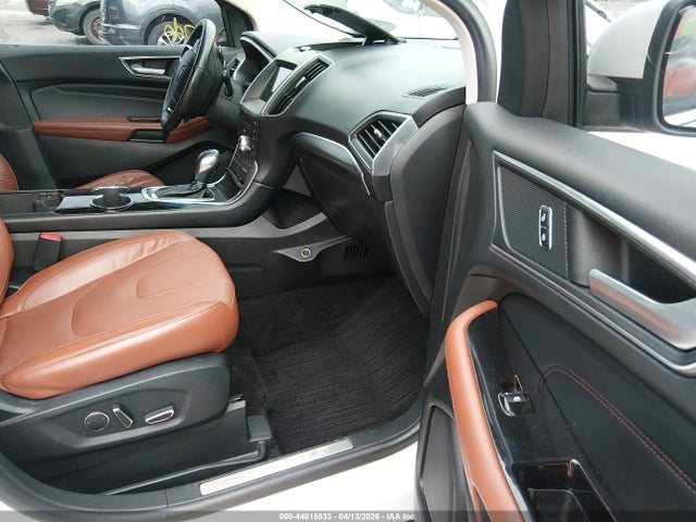 44815933 :رقم المزاد ، 2FMPK4K84HBB94363 vin ، 2017 Ford Edge Titanium مزاد بيع