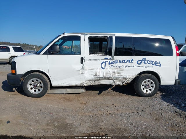 44815961 :رقم المزاد ، 1GKS8BF44D1164668 vin ، 2013 Gmc Savana 1500 Ls مزاد بيع
