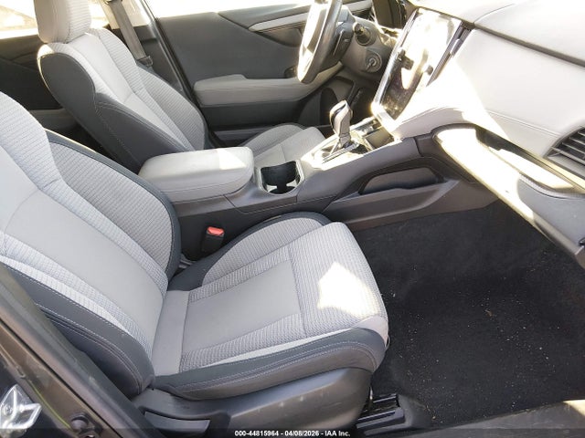 44815964 :رقم المزاد ، 4S4BTACC3L3231663 vin ، 2020 Subaru Outback Premium مزاد بيع