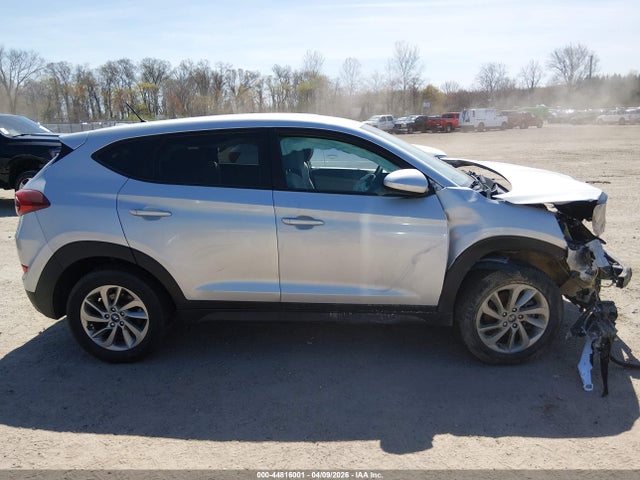 2018 Hyundai Tucson Se მანქანა იყიდება აუქციონზე, vin: KM8J2CA49JU808368, აუქციონის ნომერი: 44816001