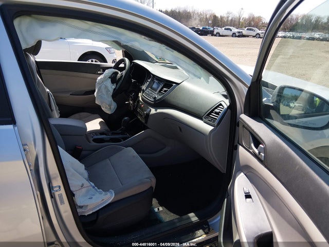 2018 Hyundai Tucson Se მანქანა იყიდება აუქციონზე, vin: KM8J2CA49JU808368, აუქციონის ნომერი: 44816001