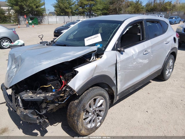 2018 Hyundai Tucson Se მანქანა იყიდება აუქციონზე, vin: KM8J2CA49JU808368, აუქციონის ნომერი: 44816001