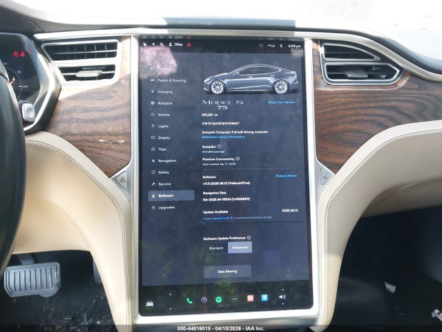 2017 Tesla Model S 60/75 მანქანა იყიდება აუქციონზე, vin: 5YJSA1E14HF208957, აუქციონის ნომერი: 44816015