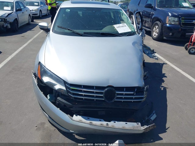 Aukcja sprzedaży 2013 Volkswagen Passat 2.5l Sel, vin: 1VWCP7A33DC018374, numer aukcji: 44816030