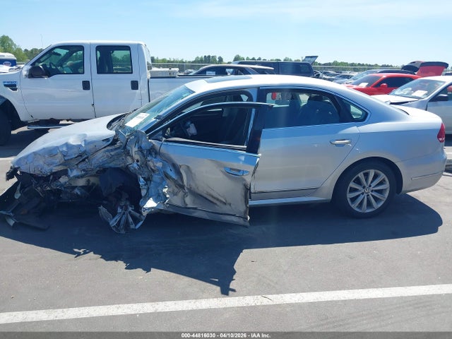 Aukcja sprzedaży 2013 Volkswagen Passat 2.5l Sel, vin: 1VWCP7A33DC018374, numer aukcji: 44816030