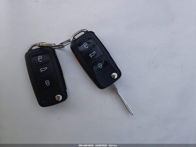 2013 Volkswagen Jetta 2.5l Se მანქანა იყიდება აუქციონზე, vin: 3VWDP7AJ3DM310110, აუქციონის ნომერი: 44816036