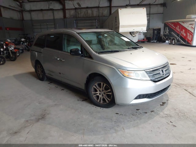2011 HONDA ODYSSEY 5FNRL5H67BB025244