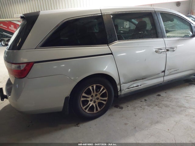 2011 HONDA ODYSSEY 5FNRL5H67BB025244 Photo 5
