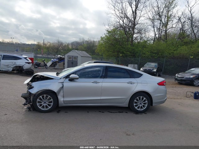 Ford FUSION S 2017 3FA6P0G71HR161970 Image 14