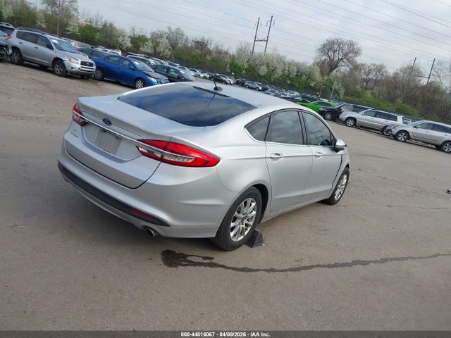 Ford FUSION S 2017 3FA6P0G71HR161970 Image 4