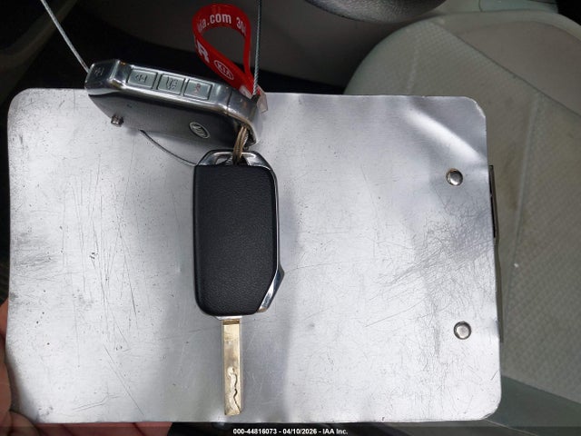 Продаж на аукціоні авто 2021 Kia Soul Lx, vin: KNDJ23AU2M7762969, номер лоту: 44816073