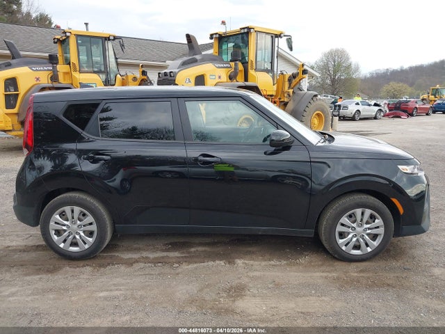 Продаж на аукціоні авто 2021 Kia Soul Lx, vin: KNDJ23AU2M7762969, номер лоту: 44816073