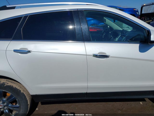 Продаж на аукціоні авто 2015 Cadillac Srx Luxury Collection, vin: 3GYFNBE31FS564181, номер лоту: 44816090