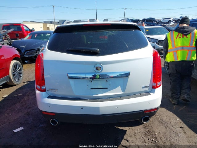 Продаж на аукціоні авто 2015 Cadillac Srx Luxury Collection, vin: 3GYFNBE31FS564181, номер лоту: 44816090