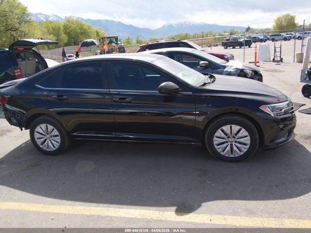 3VWC57BU0KM111359 Volkswagen Jetta 1.4t R-line/1.4t S/1.4t Se