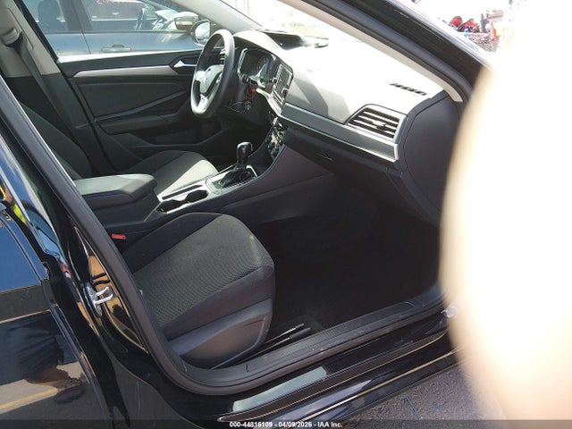 3VWC57BU0KM111359 Volkswagen Jetta 1.4t R-line/1.4t S/1.4t Se