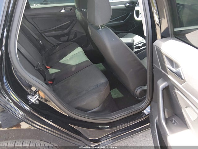 3VWC57BU0KM111359 Volkswagen Jetta 1.4t R-line/1.4t S/1.4t Se